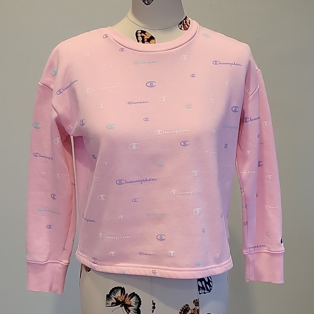 𝅺champion pink sweatshirt crop top.  Size is Large.